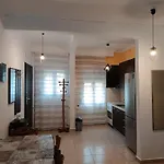 Nikos Апартаменты