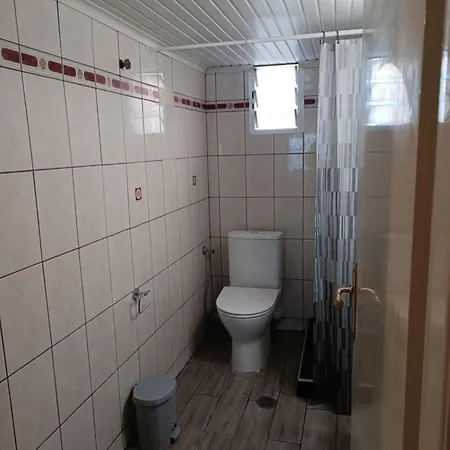 Nikos Apartment *