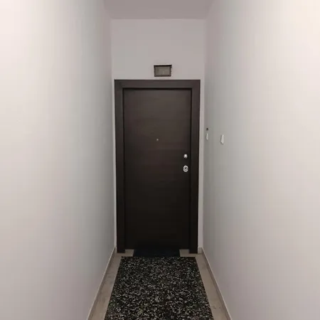 Nikos * Кавала